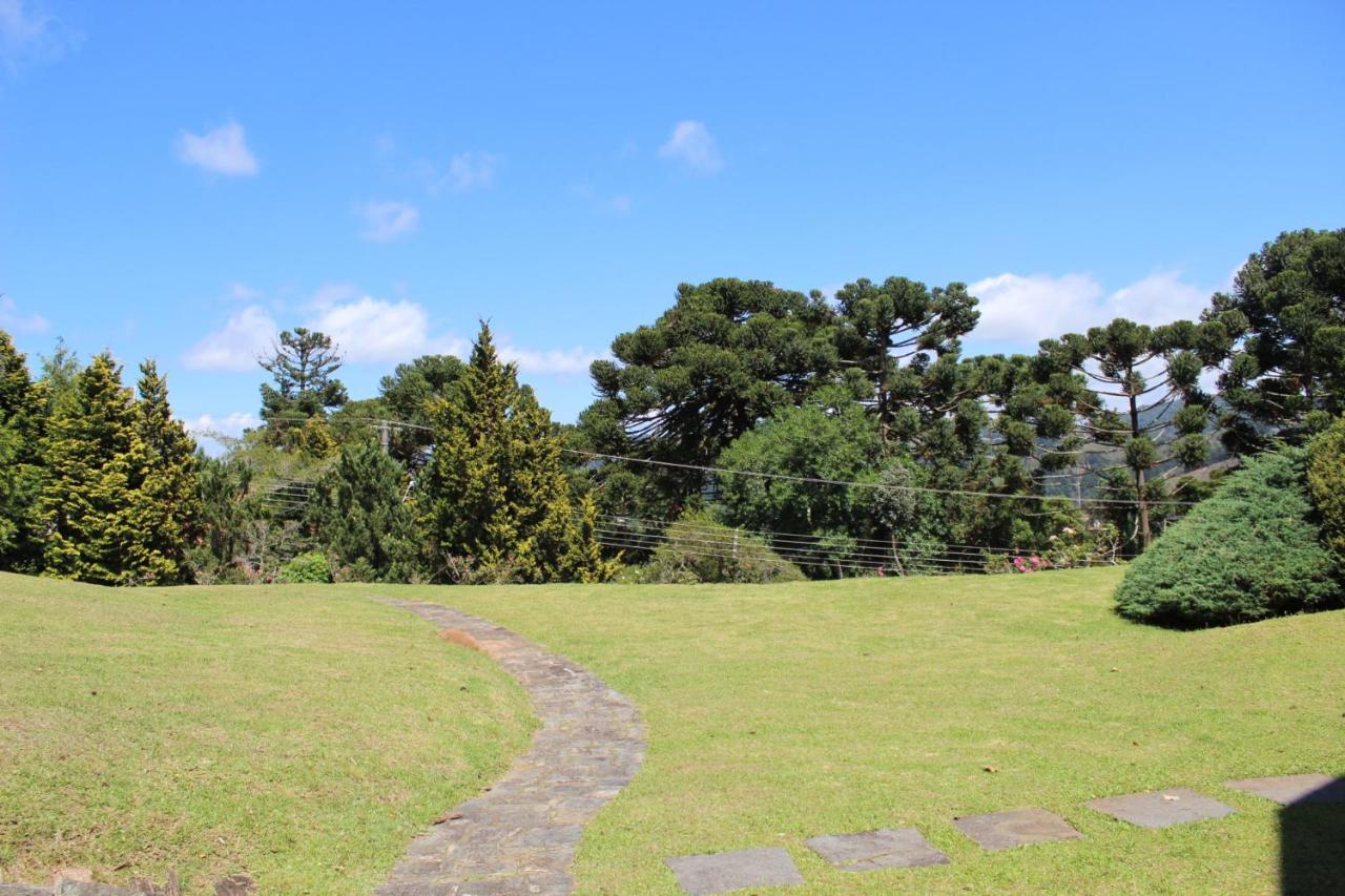 Acomodação com café da manhã  Alto Da Bella Vista Campos do Jordão